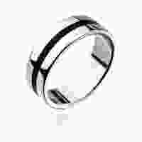 Серебряное гладкое кольцо с черной эмалью